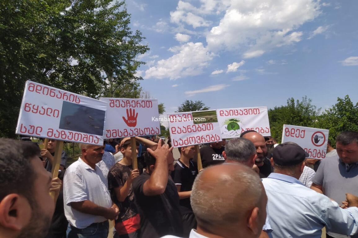azerbaijani-villagers-held-protest-in-georgia