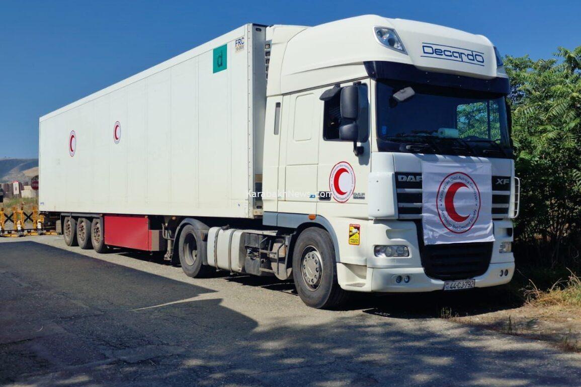 convoy-with-40-tons-of-flour-sent-from-baku-awaits-on-aghdam-khankendi-road-for-fifth-day-in-a-row-(photo)