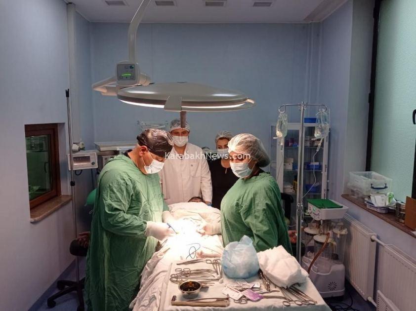 azerbaijani-doctors-performs-first-surgical-operation-in-khankendi