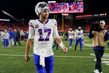 nfl-wildcard-weekend-predictions:-will-the-steelers-upset-the-bills?