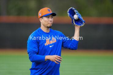 mets-shut-down-starting-pitcher-kodai-senga-with-shoulder-injury,-no-timeline-for-return