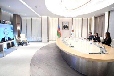 socar-president-meets-with-world-economic-forum-officials