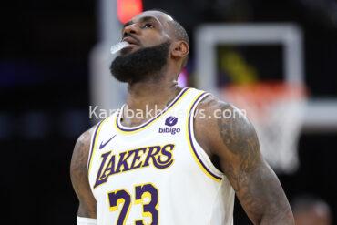 hilariously-frustrating-shot-clock-malfunction-halts-warriors-lakers