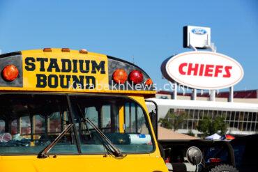 dallas-mayor-hints-at-bringing-chiefs-to-cowboys-territory-after-stadium-vote-fails