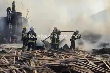 azerbaijani-mes:-fire-in-area-called-“wood-market”-extinguished-photo-video-updated