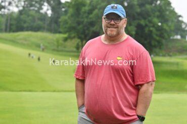 fans-step-in-to-caddie-for-ct.-pan-after-‘fluff’-cowan-injured-in-fall