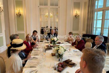 nizami-ganjavi-int’l-center-meets-with-member-of-house-of-lords-of-uk-(photo)