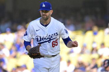red-sox-get-pitcher-james-paxton,-phillies-acquire-of-austin-hays-in-pre-deadline-trades