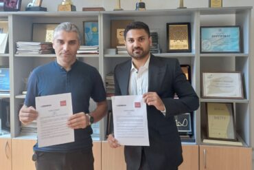 azernews-&-pakistan-daily-sign-mou-to-formalise-cooperation