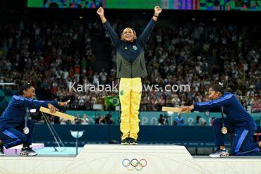 michelle-obama-defends-simone-biles-after-this-olympic-picture-branded-‘disgusting’