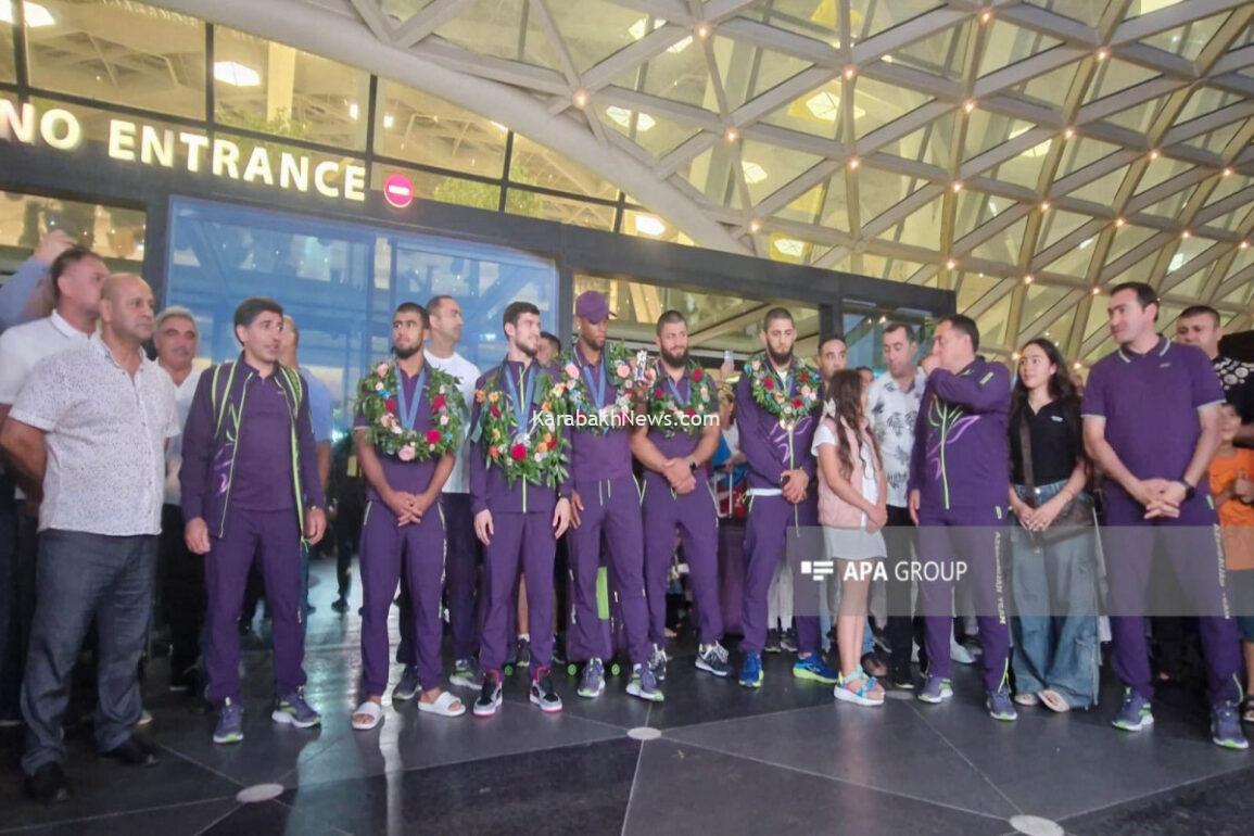 azerbaijan’s-noc-rewards-olympic-medalists